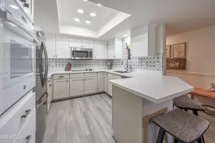 17404 N 99th Ave, Sun City, AZ 85373 - Photo 8