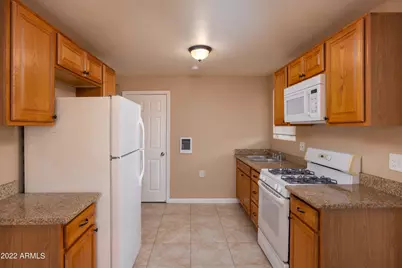 2501 W Belmont Avenue #Apt 5, Phoenix, AZ 85051 - Photo 1