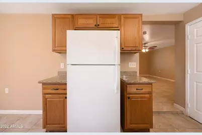 2501 W Belmont Avenue #Apt 5, Phoenix, AZ 85051 - Photo 10