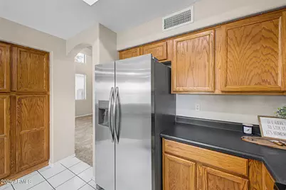24642 N 36th Avenue, Glendale, AZ 85310 - Photo 10