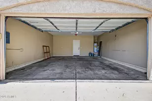 24642 N 36th Ave, Glendale, AZ 85310 - Photo 28