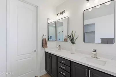 26919 N Gidiyup Trail, Phoenix, AZ 85085 - Photo 30