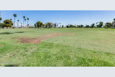 10918 W Caron Drive, Sun City, AZ 85351 - Photo 24
