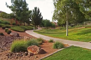 2751 S Southwind Dr, Gilbert, AZ 85295 - Photo 10