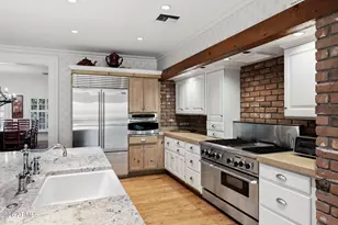 1001 E Caroline Ln, Tempe, AZ 85284 - Photo 8