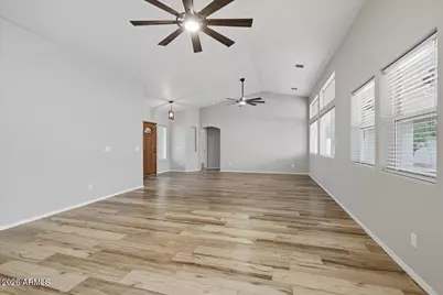1230 E Clearview Drive, Casa Grande, AZ 85122 - Photo 10