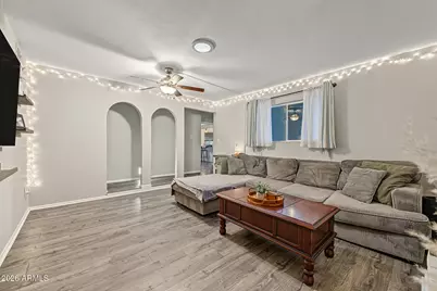 2917 W Laurel Lane, Phoenix, AZ 85029 - Photo 10