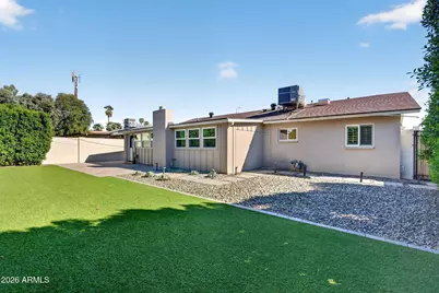 2734 E Highland Avenue, Phoenix, AZ 85016 - Photo 36