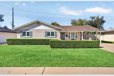 2734 E Highland Avenue, Phoenix, AZ 85016 - Photo 1