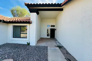 817 E Acoma Dr, Phoenix, AZ 85022 - Photo 2