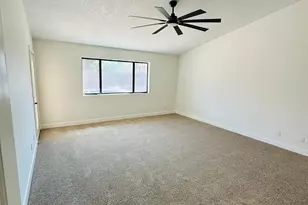 817 E Acoma Dr, Phoenix, AZ 85022 - Photo 12