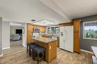 2642 W Juanita Circle, Mesa, AZ 85202 - Photo 10