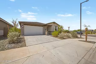 16033 W Cottontail Ln, Surprise, AZ 85387 - Photo 2