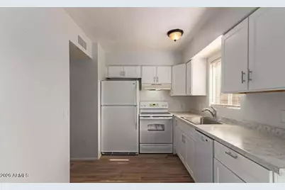 3605 W Bethany Home Road #2, Phoenix, AZ 85019 - Photo 4