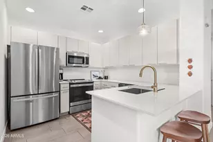 11640 N Tatum Blvd, Phoenix, AZ 85028 - Photo 8