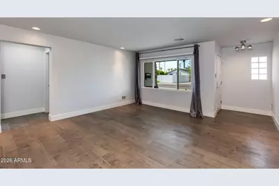 4435 N 35th Street, Phoenix, AZ 85018 - Photo 2