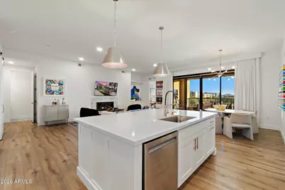 5250 E Deer Valley Drive #303, Phoenix, AZ 85054 - Photo 8
