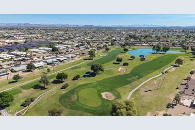 10189 W Pineaire Drive, Sun City, AZ 85351 - Photo 38
