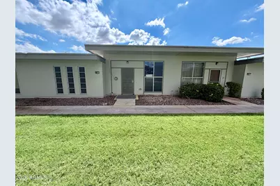 13089 N 100th Avenue #G, Sun City, AZ 85351 - Photo 2