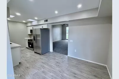 13089 N 100th Avenue #G, Sun City, AZ 85351 - Photo 8