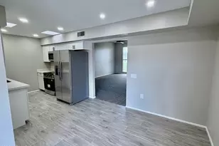 13089 N 100th Ave, Sun City, AZ 85351 - Photo 8