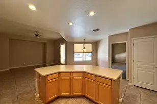 2627 E Acoma Dr, Phoenix, AZ 85032 - Photo 12