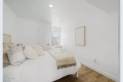 723 E Sunnyslope Lane, Phoenix, AZ 85020 - Photo 20