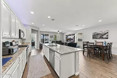 18552 W Yucatan Drive, Surprise, AZ 85388 - Photo 12