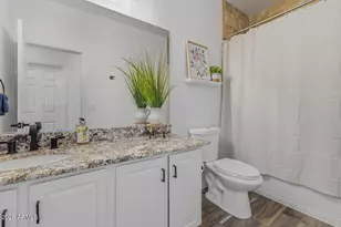 2553 W Coyote Creek Dr, Phoenix, AZ 85086 - Photo 12
