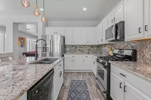 2553 W Coyote Creek Dr, Phoenix, AZ 85086 - Photo 8