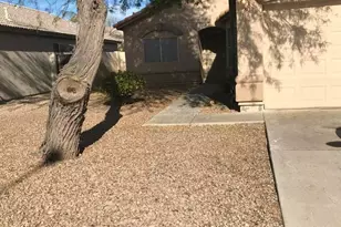 802 E Saragosa St, Chandler, AZ 85225 - Photo 2