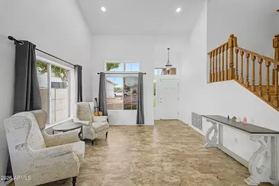 8967 W Maui Lane, Peoria, AZ 85381 - Photo 4