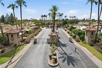 16449 N 29th Lane, Phoenix, AZ 85053 - Photo 1