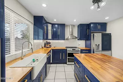 6427 W Purdue Avenue, Glendale, AZ 85302 - Photo 8