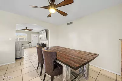 6427 W Purdue Avenue, Glendale, AZ 85302 - Photo 6