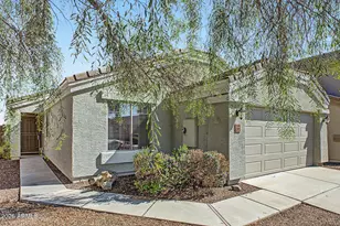 23613 N El Frio Ct, Sun City, AZ 85373 - Photo 4