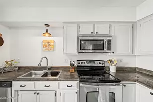 16644 N 33rd St, Phoenix, AZ 85032 - Photo 6