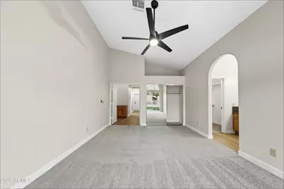 16017 S 43rd Place, Phoenix, AZ 85048 - Photo 8