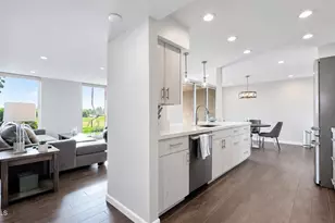 7401 N Scottsdale Rd, Paradise Valley, AZ 85253 - Photo 1