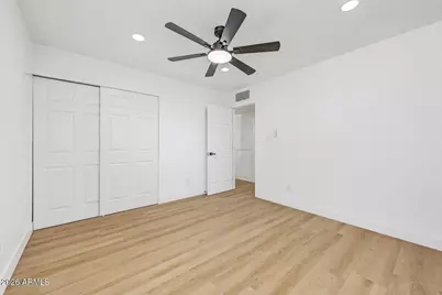 5640 W Highland Avenue, Phoenix, AZ 85031 - Photo 14