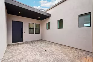 7312 W Running Deer Trl, Peoria, AZ 85383 - Photo 4