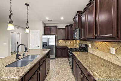 17656 W Cedarwood Lane, Goodyear, AZ 85338 - Photo 14