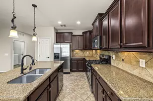 17656 W Cedarwood Ln, Goodyear, AZ 85338 - Photo 14