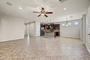 17656 W Cedarwood Ln, Goodyear, AZ 85338 - Photo 10