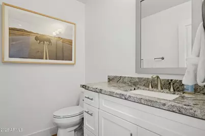 7694 E Minnezona Avenue, Scottsdale, AZ 85251 - Photo 28