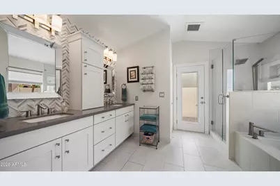 8621 S Maple Avenue, Tempe, AZ 85284 - Photo 18