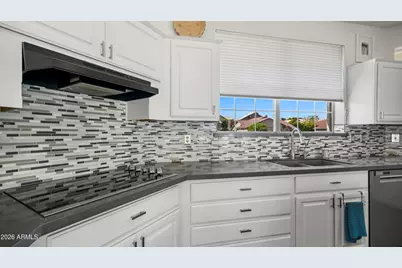 8621 S Maple Avenue, Tempe, AZ 85284 - Photo 6