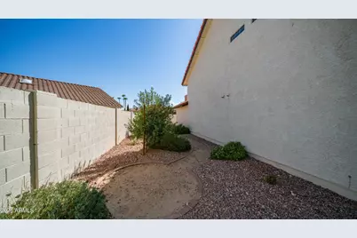 8621 S Maple Avenue, Tempe, AZ 85284 - Photo 46