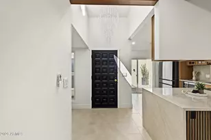 5621 N Palacio Pl, Phoenix, AZ 85014 - Photo 4