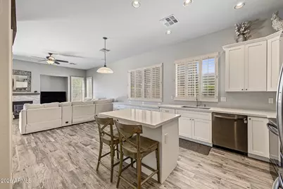 2711 W VÃ­a Bona Fortuna --, Phoenix, AZ 85086 - Photo 8